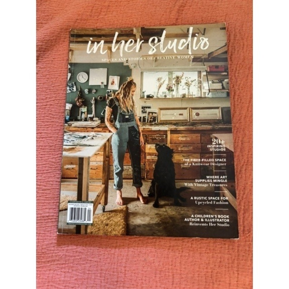 In Her Studio Magazine Winter 2023 Stampington & Company Creative Women Spaces
